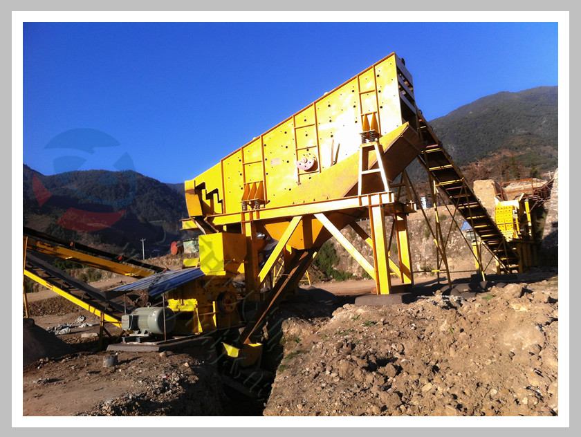 四川攀枝花張總鵝卵石二合一反擊破安裝現(xiàn)場(chǎng)